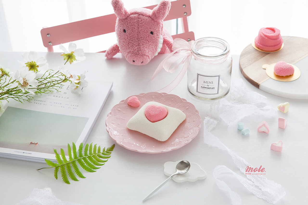 少女心慕斯蛋糕（图ZMjAxMDM2NTY4） - 产品摄影 - 站酷设计师摩子inn原创素材 - 站酷ZCOOL