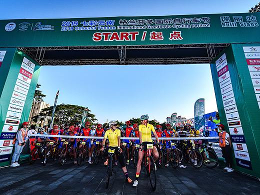 格蘭芬多視頻剪輯（個(gè)人主頁(yè)-ZNDU1NzQ0MTI=） - 影視后期 - 站酷設(shè)計(jì)師Deer鹿兒原創(chuàng)素材 - 站酷ZCOOL