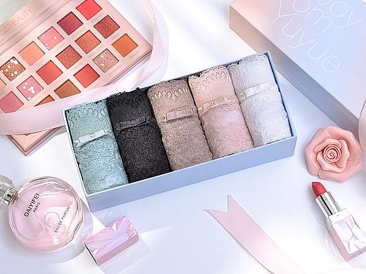 精品礼物风格内衣摄影