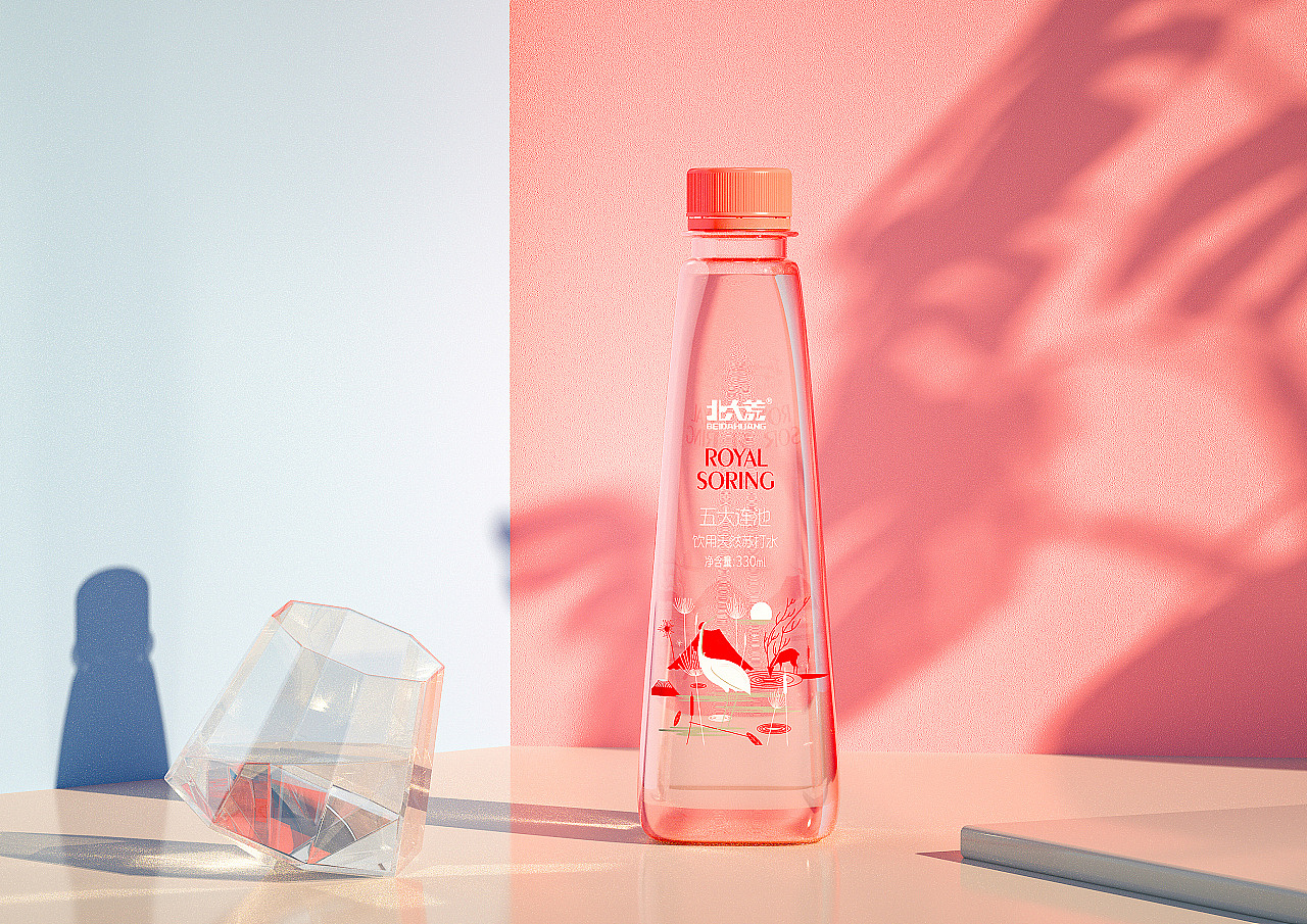 ROYAL SORING WATER 火山冷矿泉