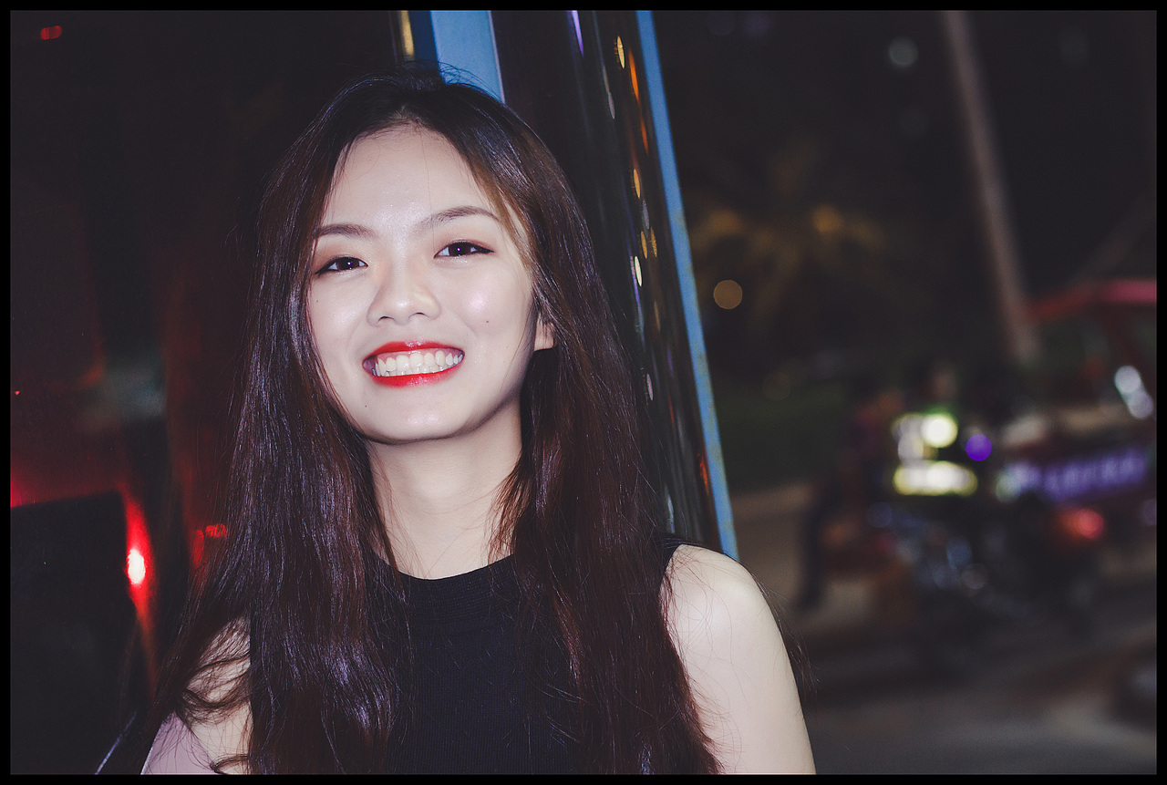 夜景人像（图ZMTE4NjIzNzM2） - 人像摄影 - 站酷设计师qoivven原创素材 - 站酷ZCOOL