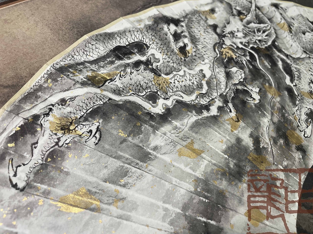 由龍#中华民族龙纹研究——扇面定制（图ZMjcxNzI4MDU2） - 绘画 - 站酷设计师上海由龍工作室原创素材 - 站酷ZCOOL