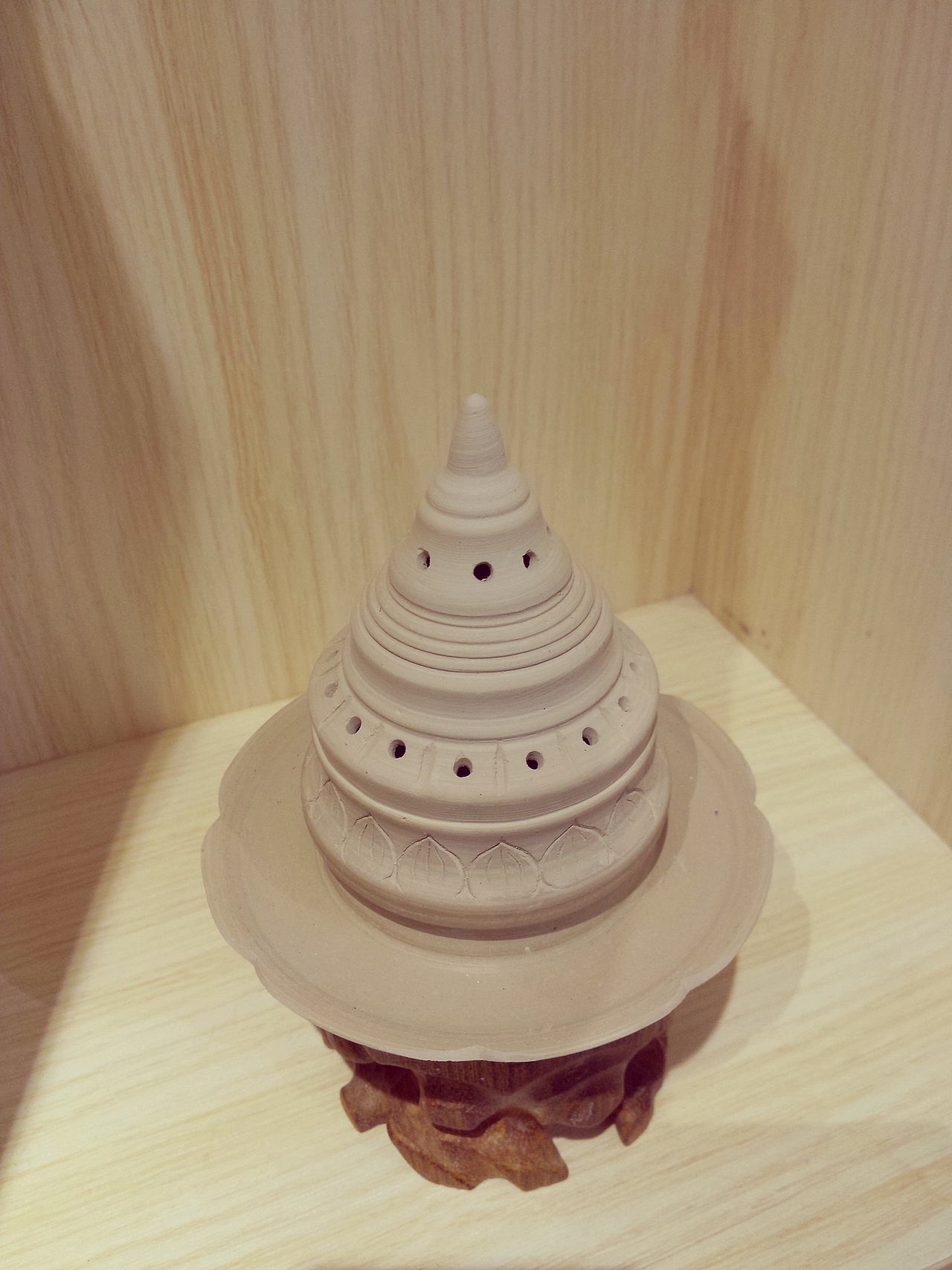 莲花宝塔一坨翔。霸气登场。哈哈（图ZNTM4MzY0MzY=） - 工艺品设计 - 站酷设计师果町猫艺术馆原创素材 - 站酷ZCOOL