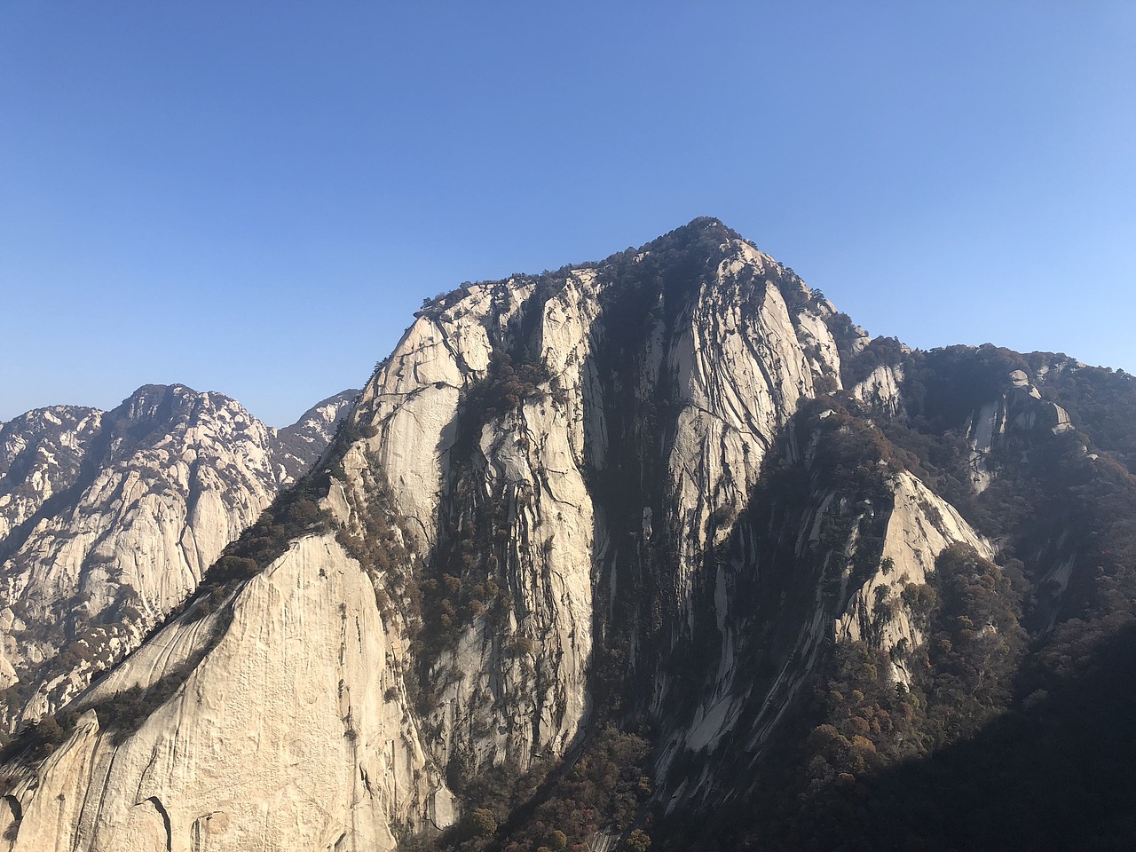 华山之旅（图ZMTM1MDcwMTUy） - 风光摄影 - 站酷设计师何止心酸原创素材 - 站酷ZCOOL