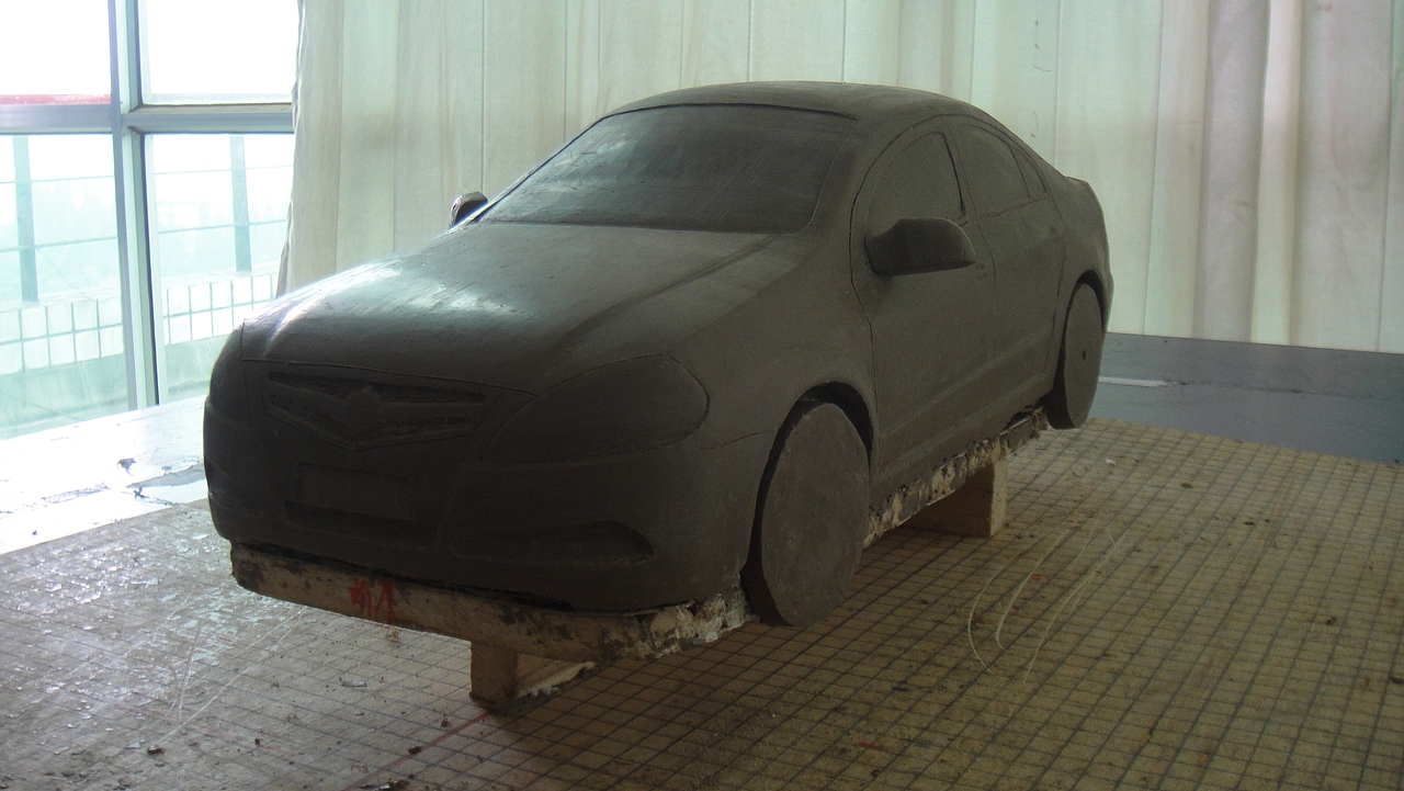 初次玩油泥做汽车模型