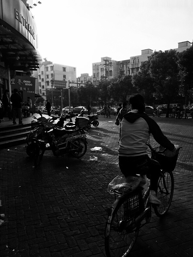 上海人文周摄集之 沪太支路