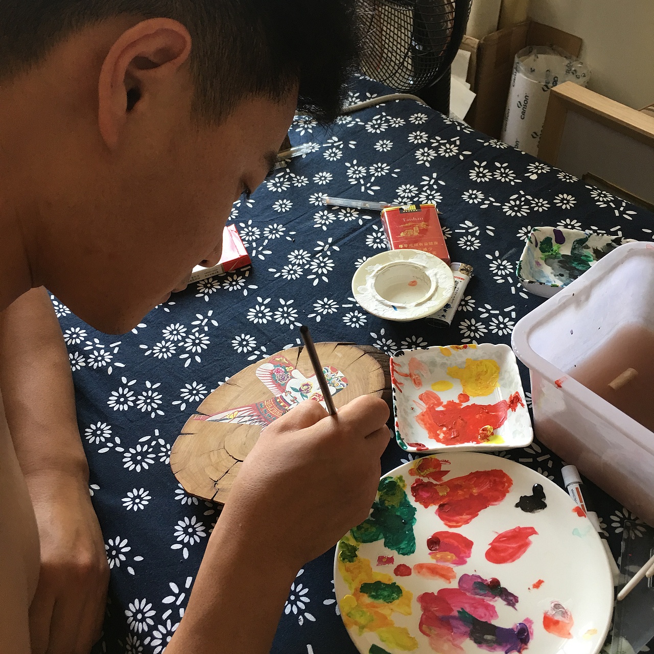 潍坊人画风筝（图ZMjEwNTMyMDE2） - 生活用品 - 站酷设计师山东太子手绘原创素材 - 站酷ZCOOL