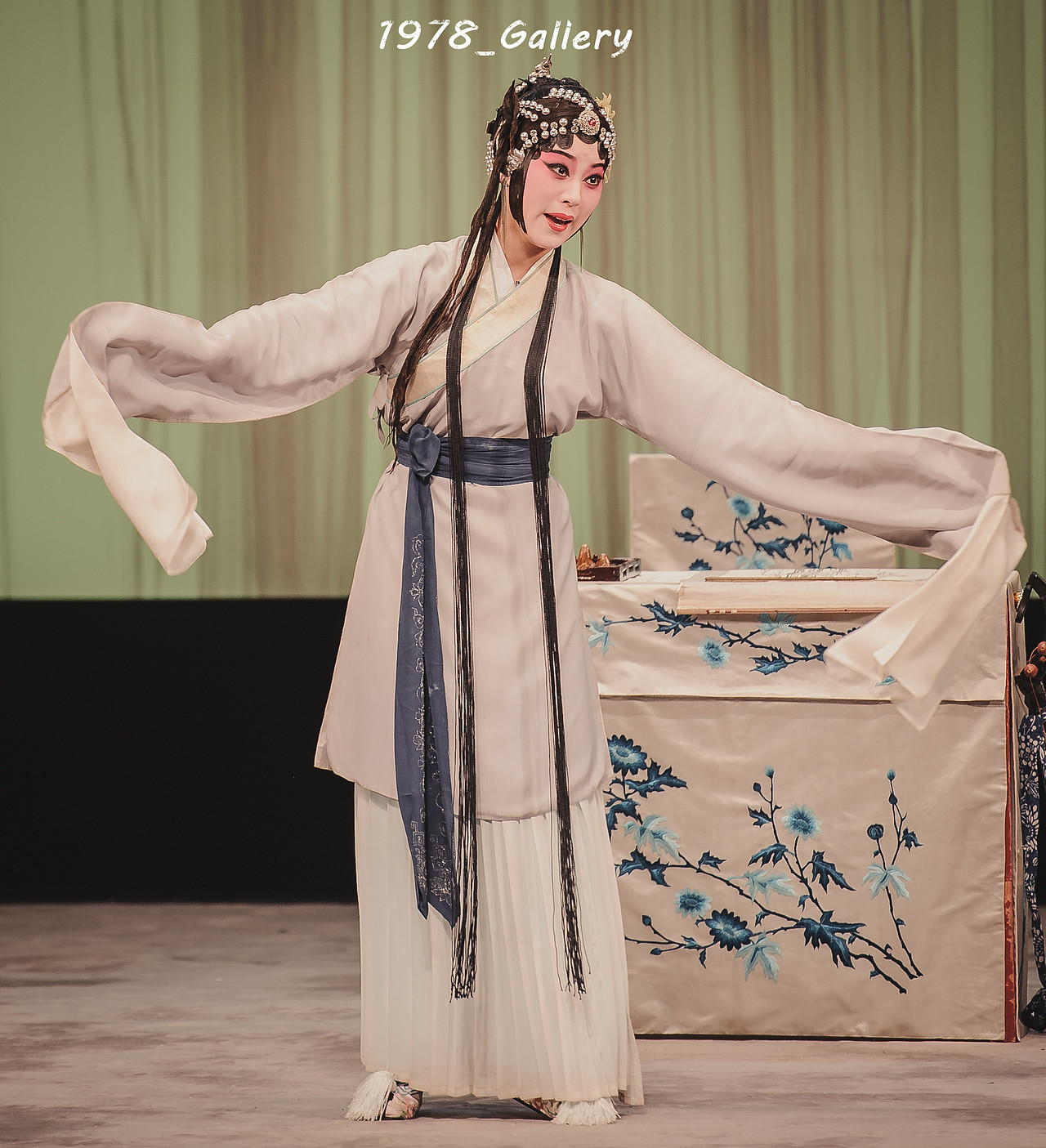 昆韵之《琵琶记.描容》陶思妤