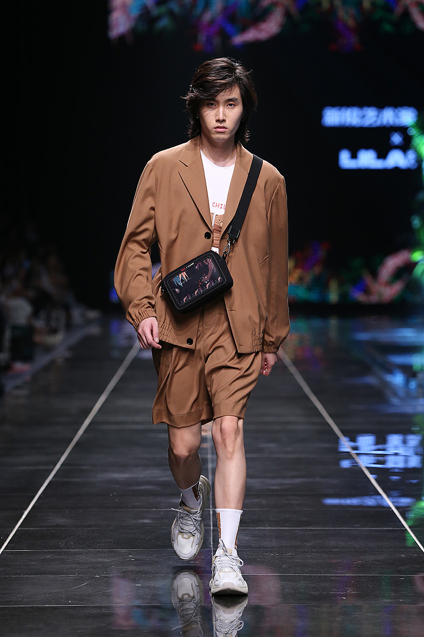 利郎新商务西装