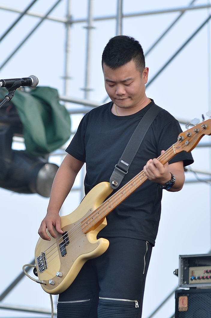 2015迷途音乐节——西游乐队（图ZMzQ1Nzg0MjA=） - 人文/纪实摄影 - 站酷设计师binbin5s原创素材 - 站酷ZCOOL