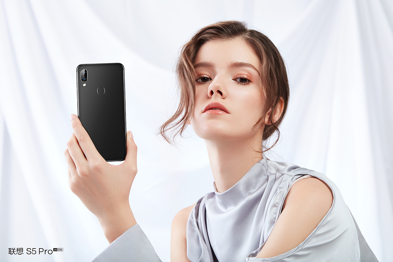 Lenovo S5pro & Lenovo watch s 官方美图（图ZMTMyMTQ0NjA0） - 产品摄影 - 站酷设计师黄婧宝宝原创素材 - 站酷ZCOOL