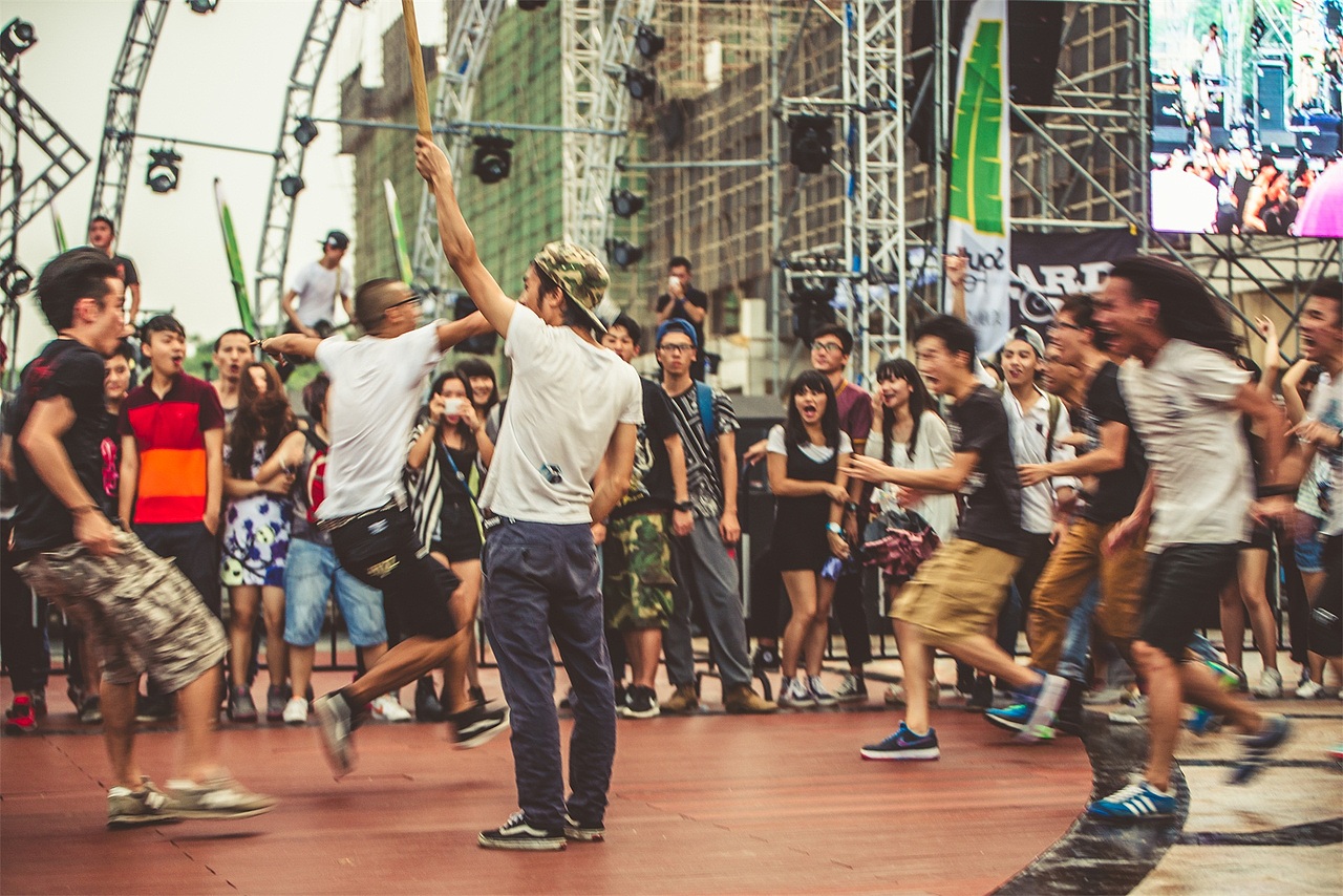 美丽南方音乐节（图ZMjA3MjUwMjQ=） - 人像摄影 - 站酷设计师凹凸蜀黍原创素材 - 站酷ZCOOL