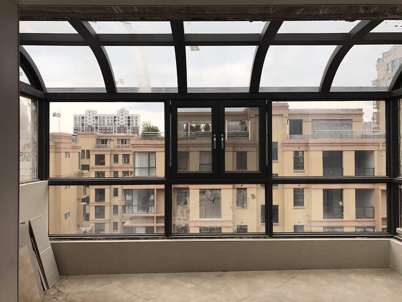 派雅门窗—弧形顶阳光房(二)