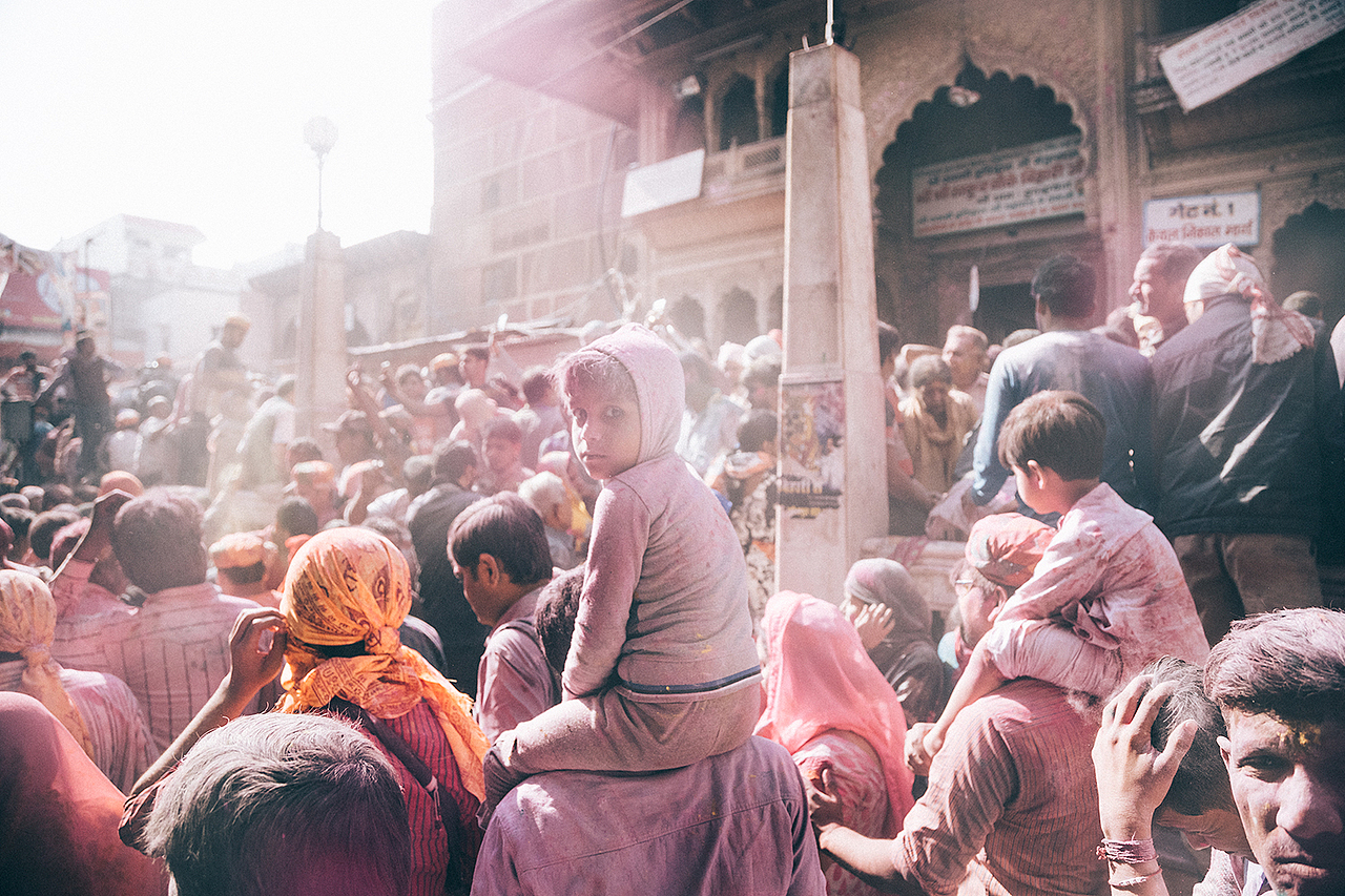 沃尔达林的洒红节