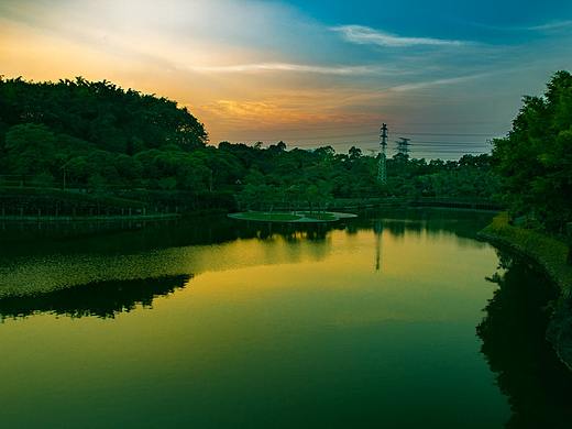 用渣渣显示器修图的悲伤