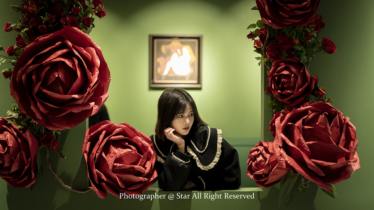 2021的谢幕演出（图ZMjg3NjI1MjIw） - 人像摄影 - 站酷设计师摄影Star原创素材 - 站酷ZCOOL