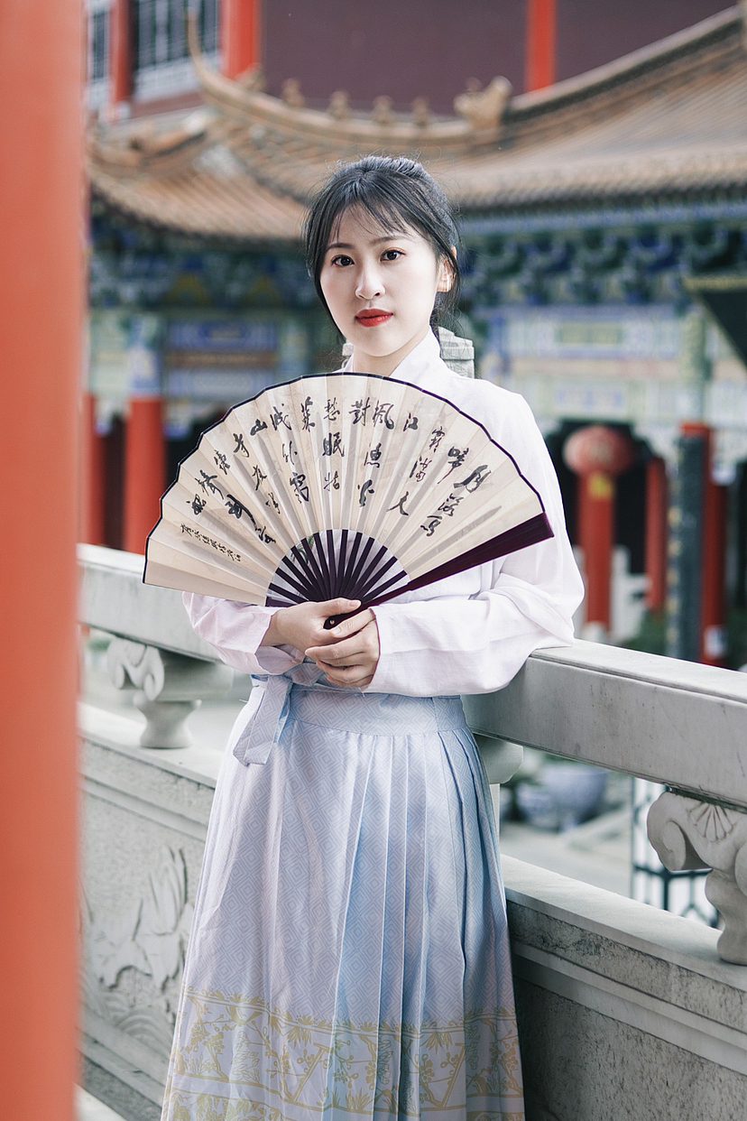 马面裙写真（图ZMzY4MjEyMzQ4） - 人像摄影 - 站酷设计师AM窗外原创素材 - 站酷ZCOOL