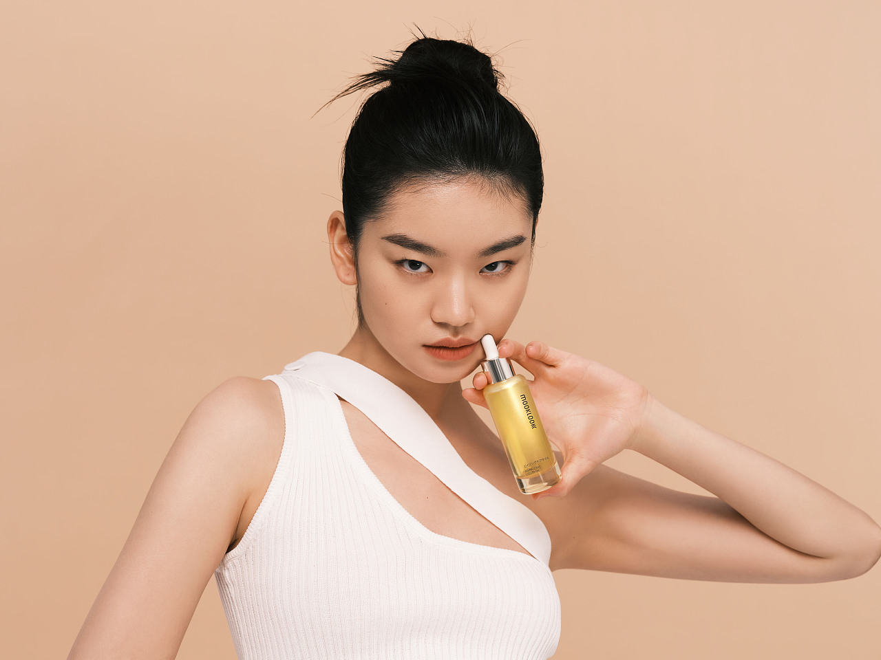 茉珂|人像修图|产品精修