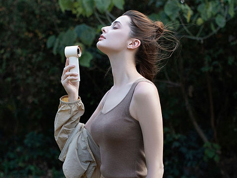 手持风扇拍一拍