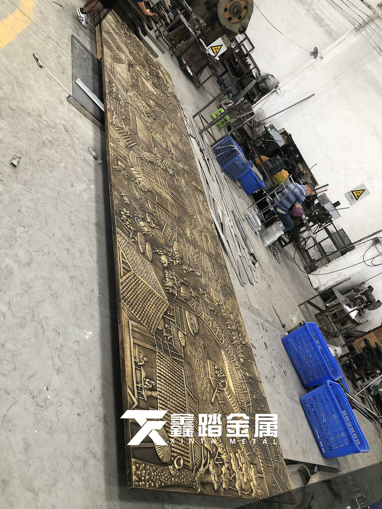 大型景墙铜锻打浮雕壁画 中华传统手工艺制作 