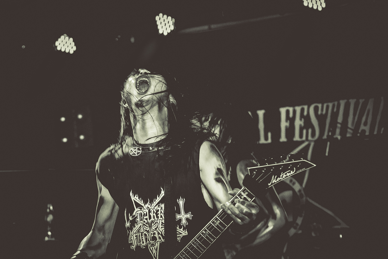 330金属音乐节广州站（图ZMjE4MTMyMzI=） - 人像摄影 - 站酷设计师凹凸蜀黍原创素材 - 站酷ZCOOL