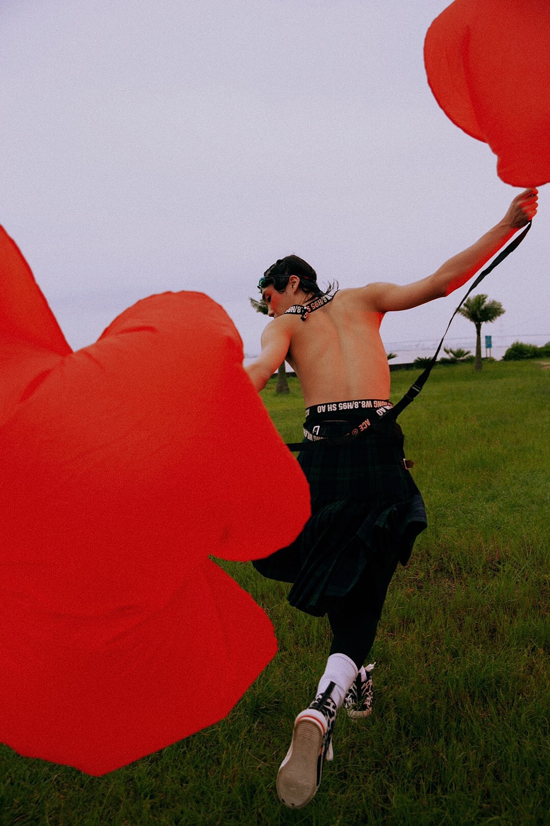 《原野探险者》（图ZMjA0OTgyNDcy） - 时尚/艺术摄影 - 站酷设计师阿布BOBOBU原创素材 - 站酷ZCOOL