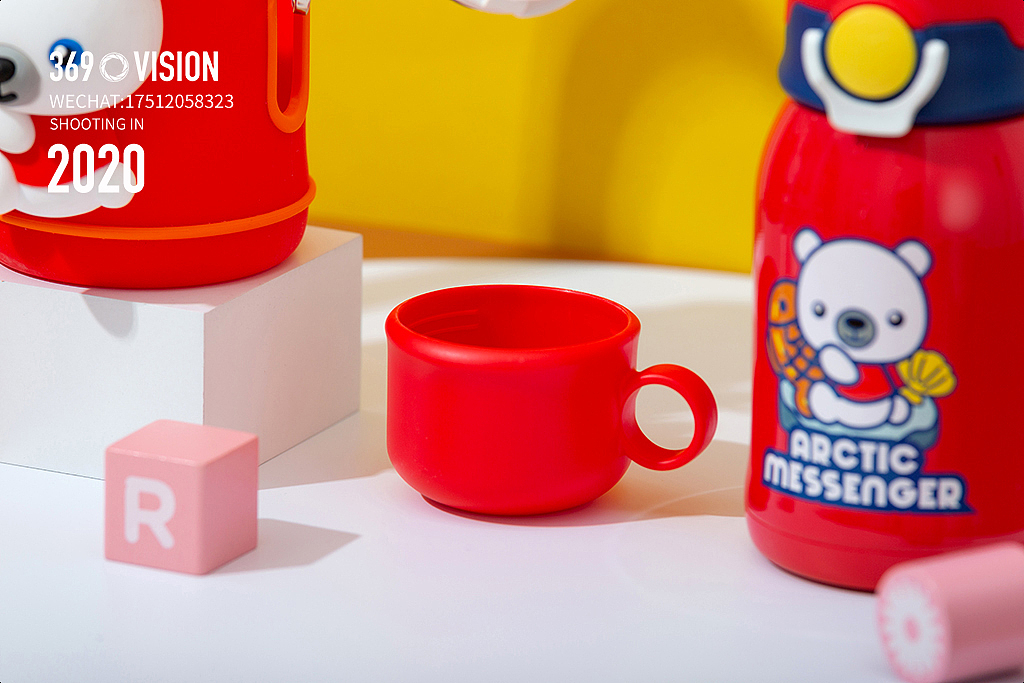 儿童水杯 儿童用品 静物拍摄（图ZMjMxNDQxNDgw） - 产品摄影 - 站酷设计师369视觉原创素材 - 站酷ZCOOL