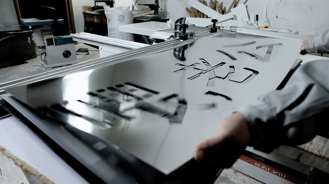 请不要开车发短信（图ZMjE3NzAyNTY=） - 其他影视 - 站酷设计师0077Lyon原创素材 - 站酷ZCOOL