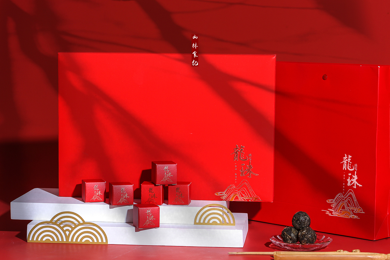 场景设计 │ 古树龙珠纯料春茶（图ZMjQxNTMzNTI4） - 产品摄影 - 站酷设计师山林纪原创素材 - 站酷ZCOOL