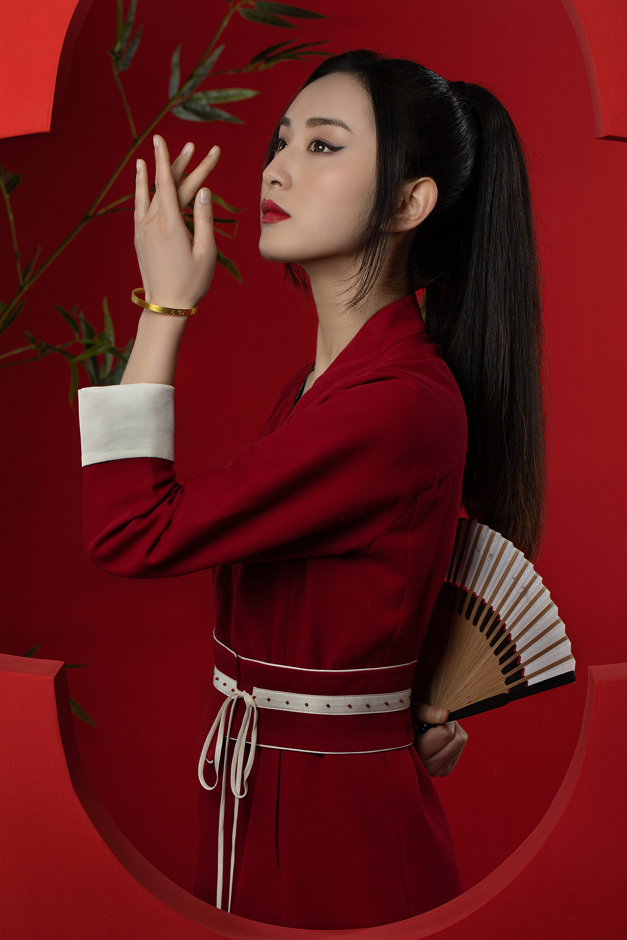 中国风黄金平面模特拍摄