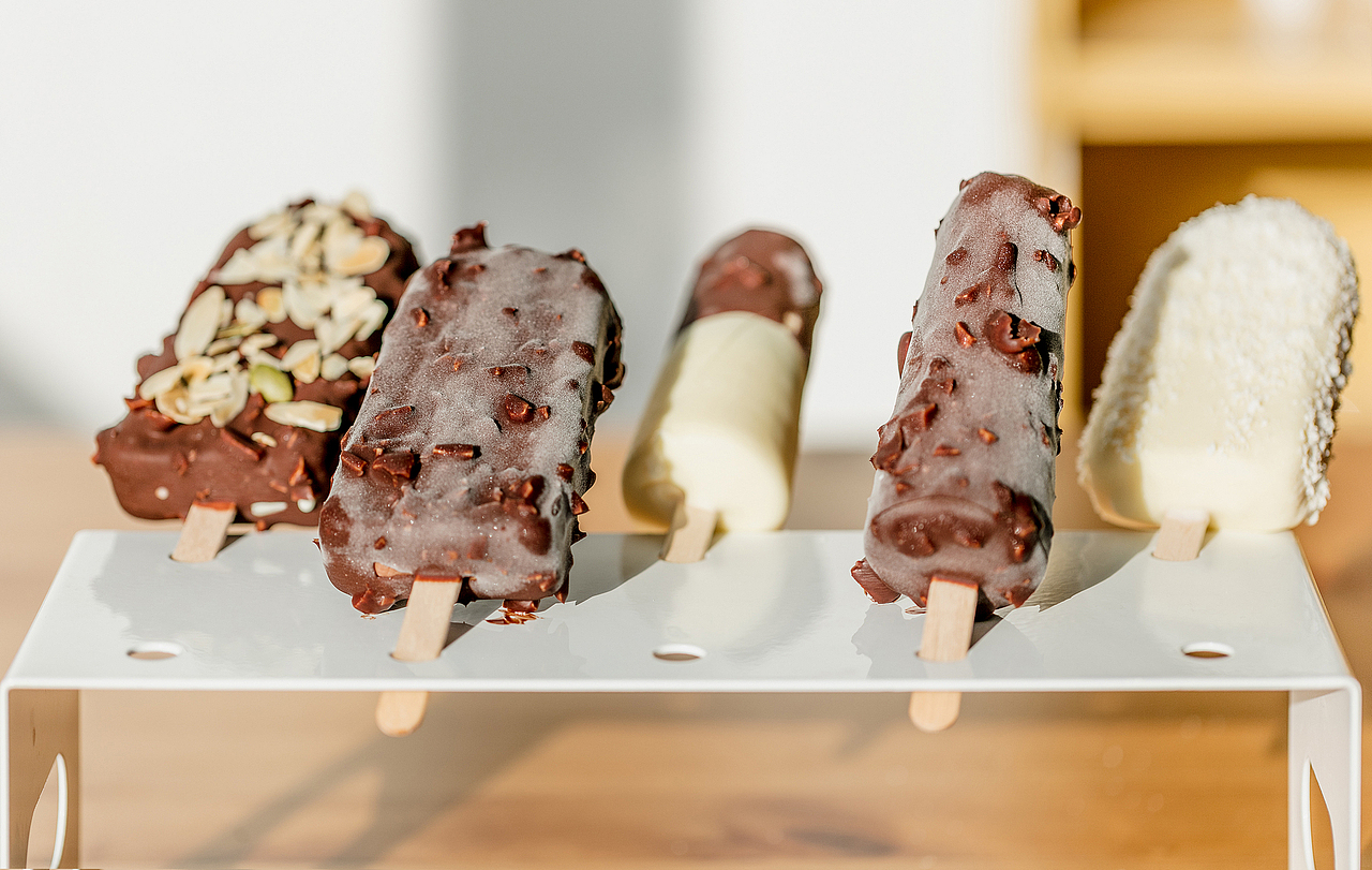 巧克力脆皮雪糕（图ZMTc2ODAzOTg0） - 产品摄影 - 站酷设计师Hesue原创素材 - 站酷ZCOOL