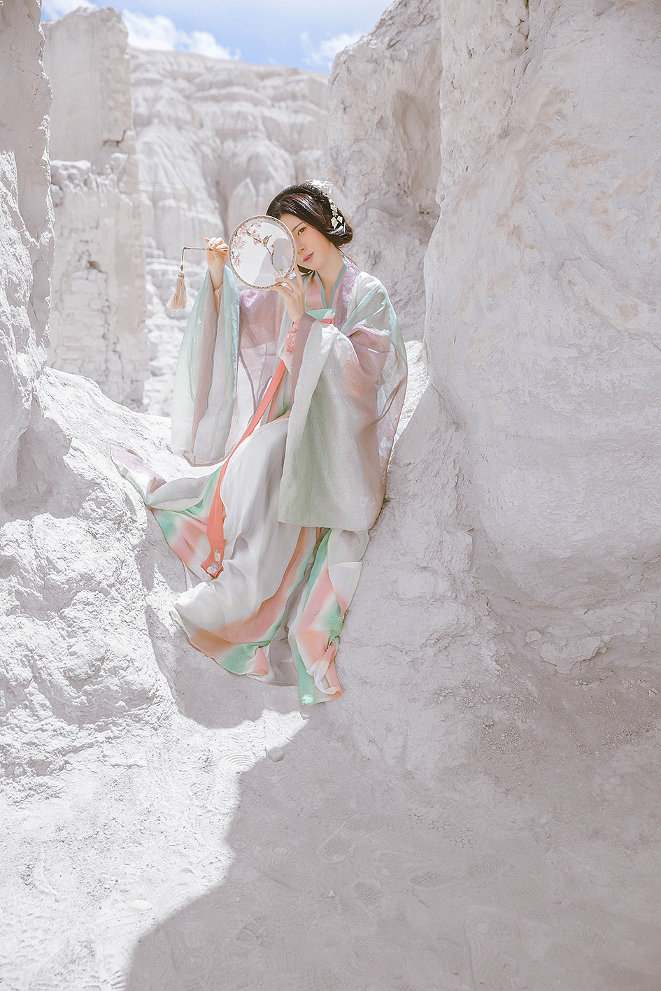 惹尘埃（图ZOTI3Njc3MTY=） - 人像摄影 - 站酷设计师ROEMWO原创素材 - 站酷ZCOOL