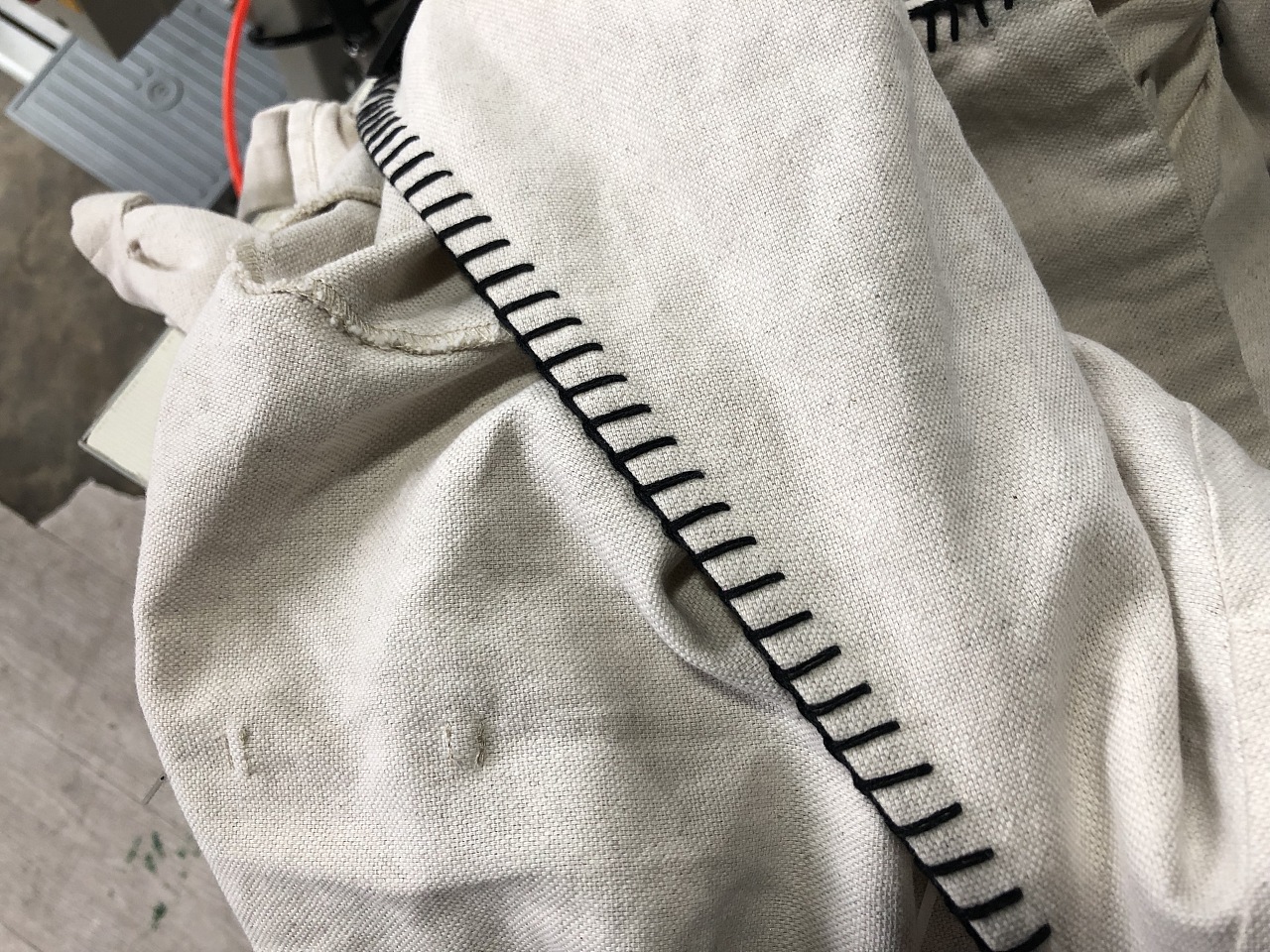 思坦途st18双面一字仿钩针贝形拷边机