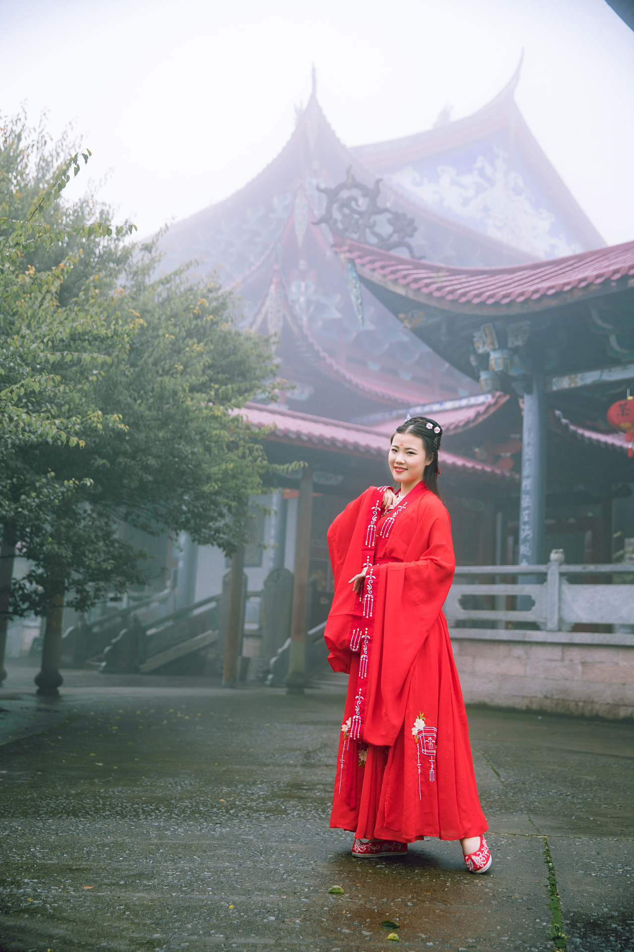 中国寺庙美女和背景 库存照片. 图片 包括有 背包, 汉语, 寺庙, 祈祷, 聚会所, 样式, 照片, 纵向 - 133679838
