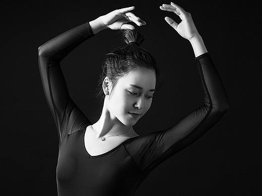 文武相融   德艺双馨