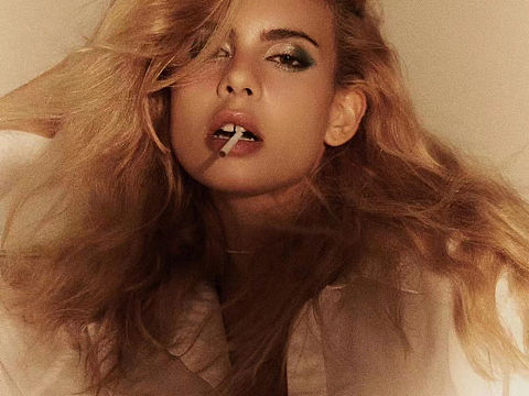 真的太美了！很有吸引力的性感 |Caroline