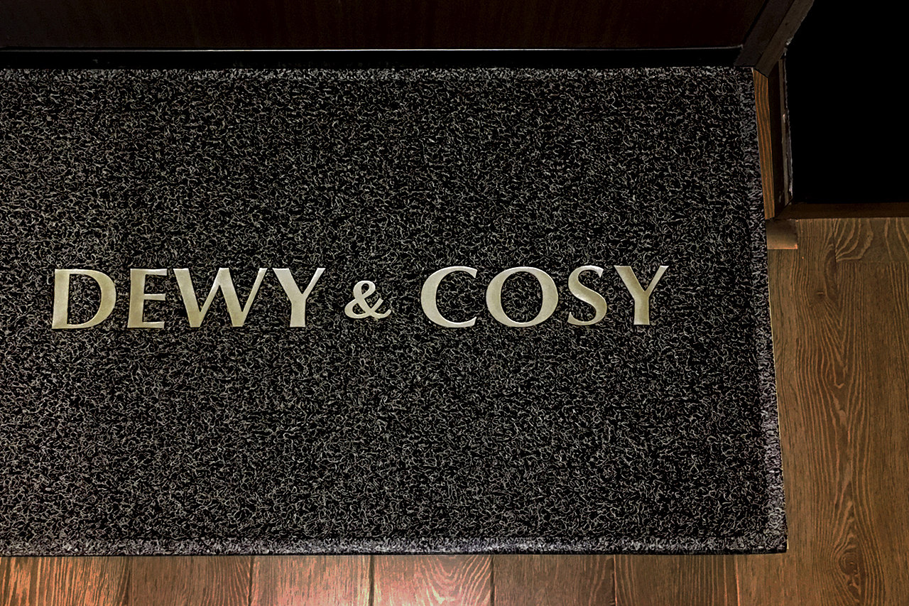 DEWY & COSY┃杜依柯偲