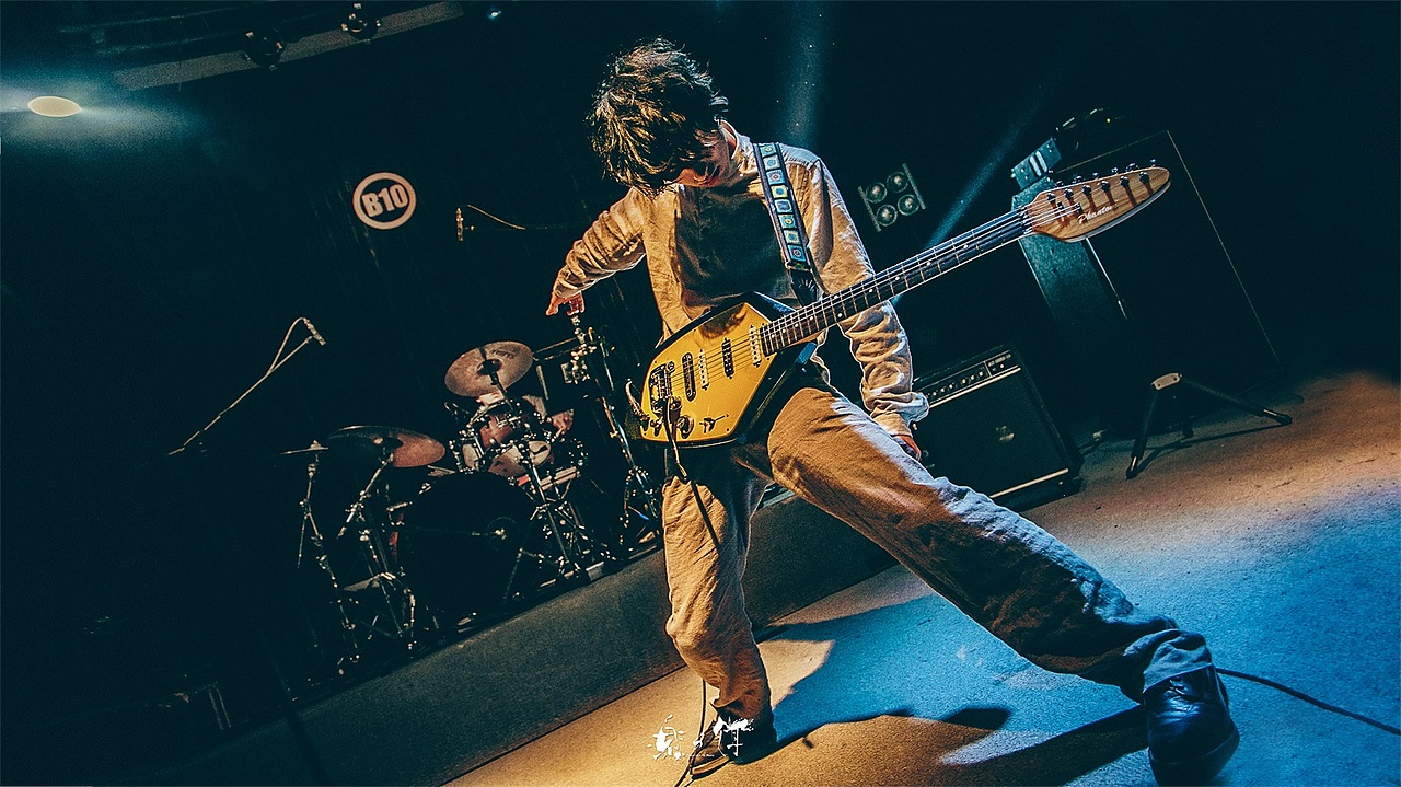 2018年 - 现场音乐LIVE演出 记录回顾（图ZMTQzMTUwOTQ0） - 人像摄影 - 站酷设计师乐与饵原创素材 - 站酷ZCOOL