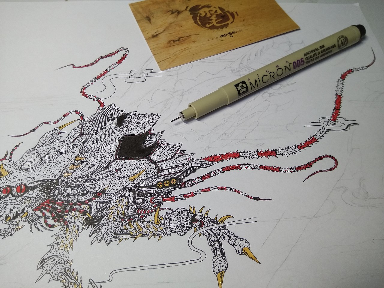 我查阅了多个版本的《山海经》,关于南山经中提到的"蝮虫"有两种解释