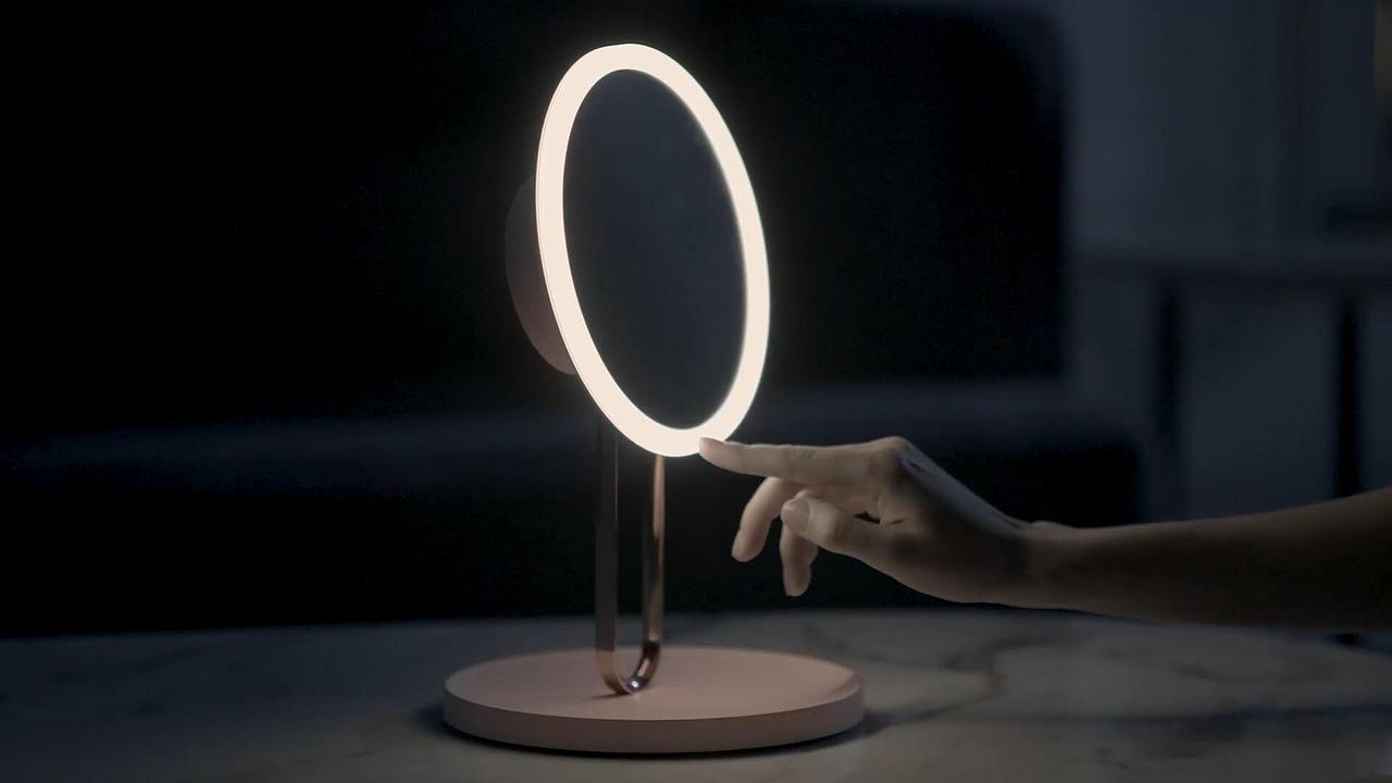 斐色耐 网红化妆镜广告