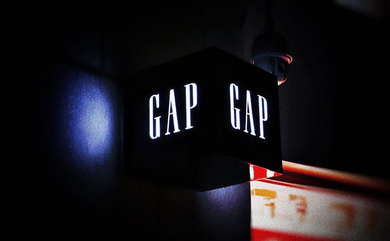 布置的不走心的蓝色港湾灯光节