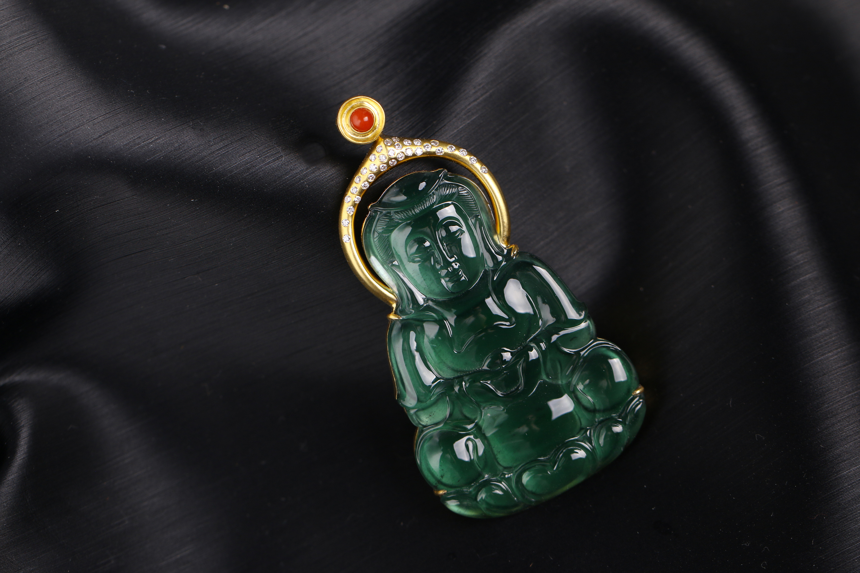 蚂蚁创意镶嵌18k金镶嵌批花翡翠观音