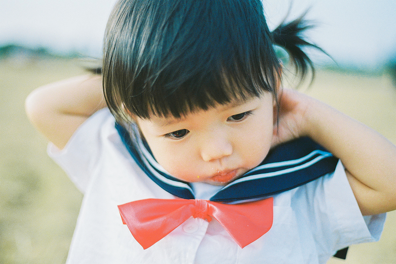 媽媽，我們抓蝴蝶去（圖ZMjQ1MzM2ODQw） - 人像攝影 - 站酷設(shè)計(jì)師川楓鈴木原創(chuàng)素材 - 站酷ZCOOL