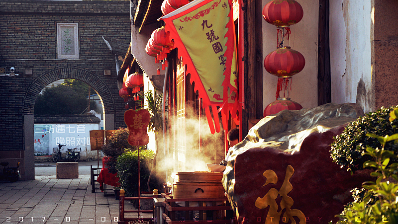 三坊遇七巷 晚照对晴空（图ZNjgxNDY0MDA=） - 风光摄影 - 站酷设计师平常心平常心原创素材 - 站酷ZCOOL