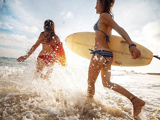 人工冲浪的诞生，冲浪模拟器的前景无限好