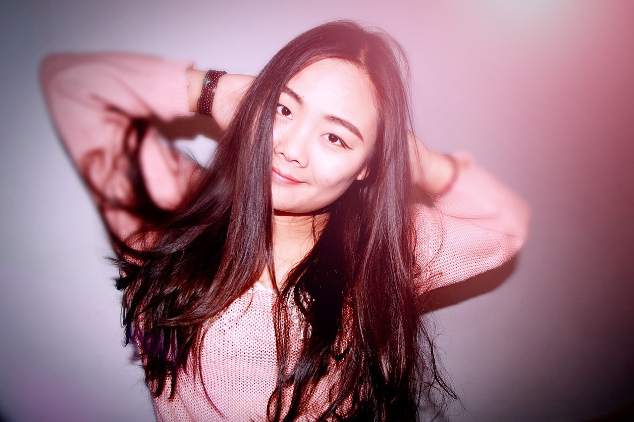 閑膩的周末. 我也沒(méi)有想要去學(xué)習(xí)。（圖ZMzg0NTMyMjQ=） - 人像攝影 - 站酷設(shè)計(jì)師sophik原創(chuàng)素材 - 站酷ZCOOL