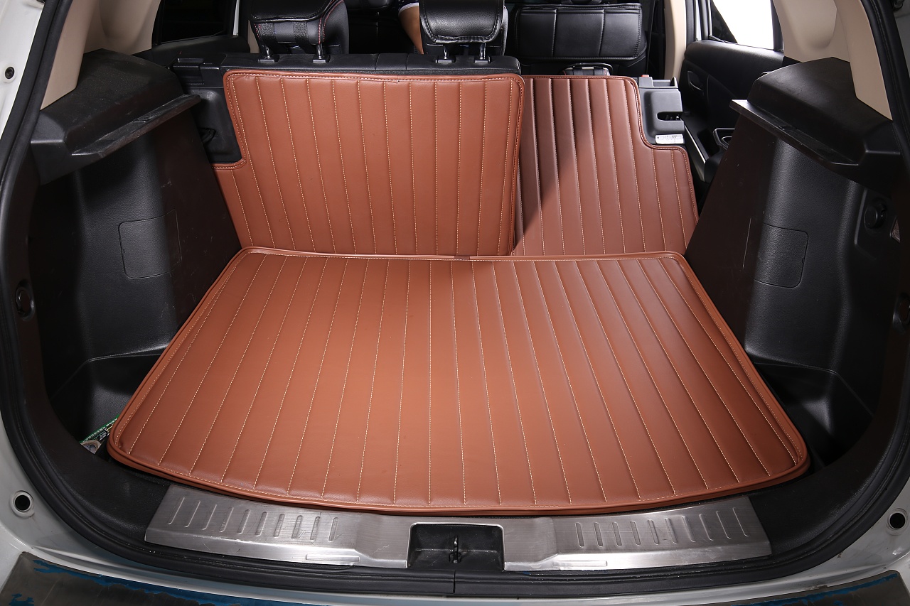 天猫京东汽车后备箱垫 真皮尾箱垫拍摄