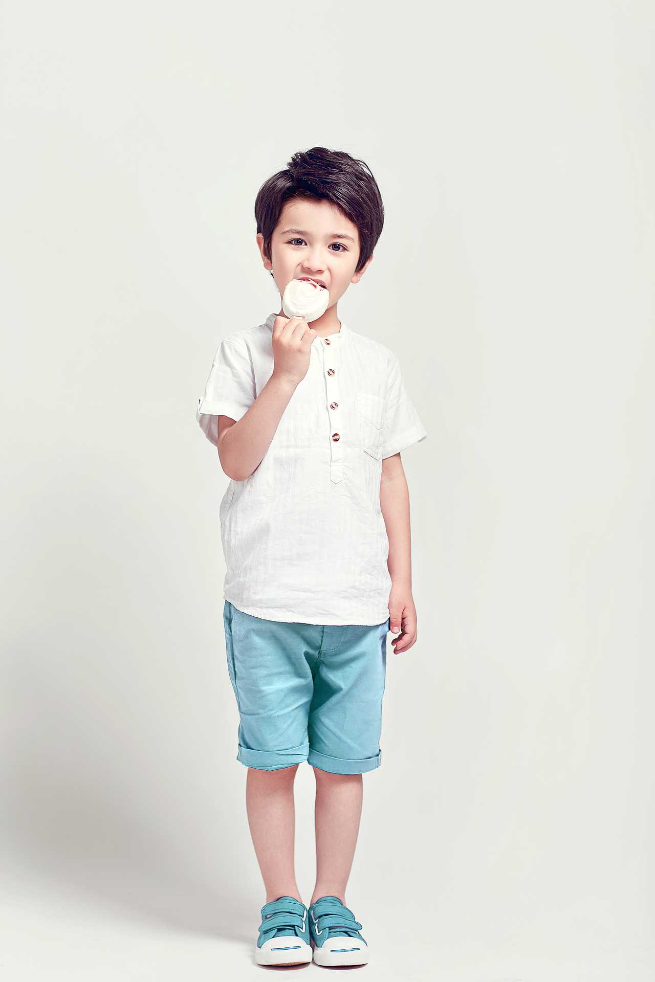 儿童摄影摆拍姿势要注意几点