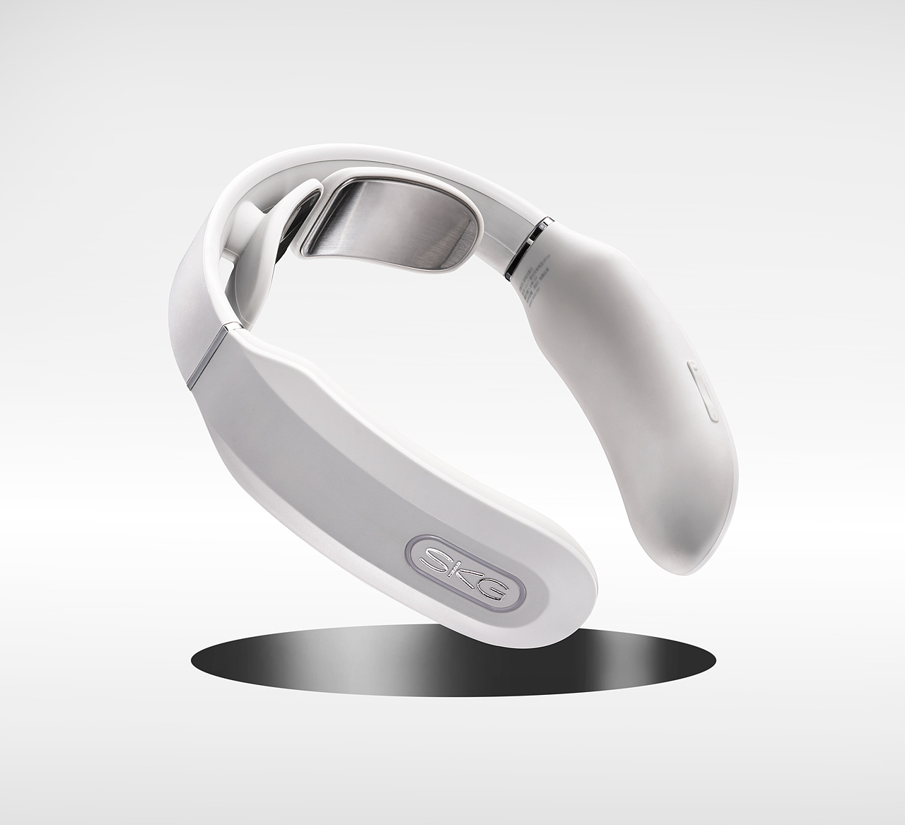 頸部按摩儀（圖ZMjU0Mjc3MTgw） - 產(chǎn)品攝影 - 站酷設(shè)計師商業(yè)攝影師阿鋒原創(chuàng)素材 - 站酷ZCOOL