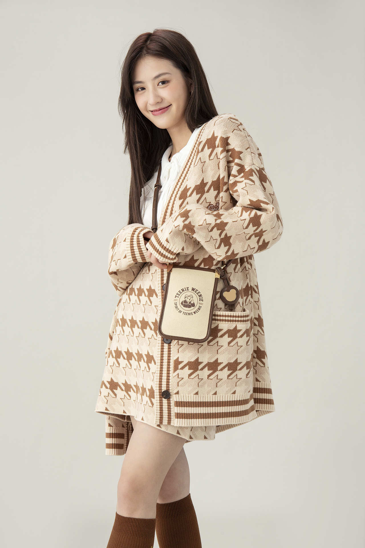 TeenieWeenie包包（图ZMjg5OTY2NDU2） - 人像摄影 - 站酷设计师松果计划原创素材 - 站酷ZCOOL